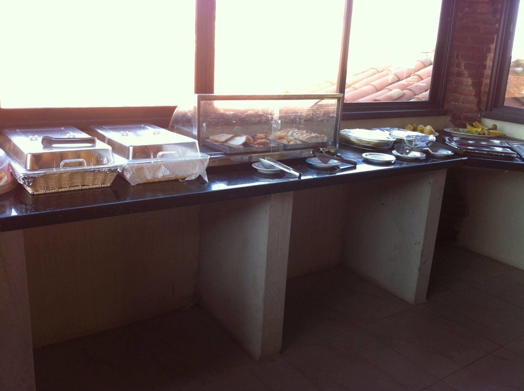 Pousada Do Toby Hotel Canoa Quebrada Bagian luar foto