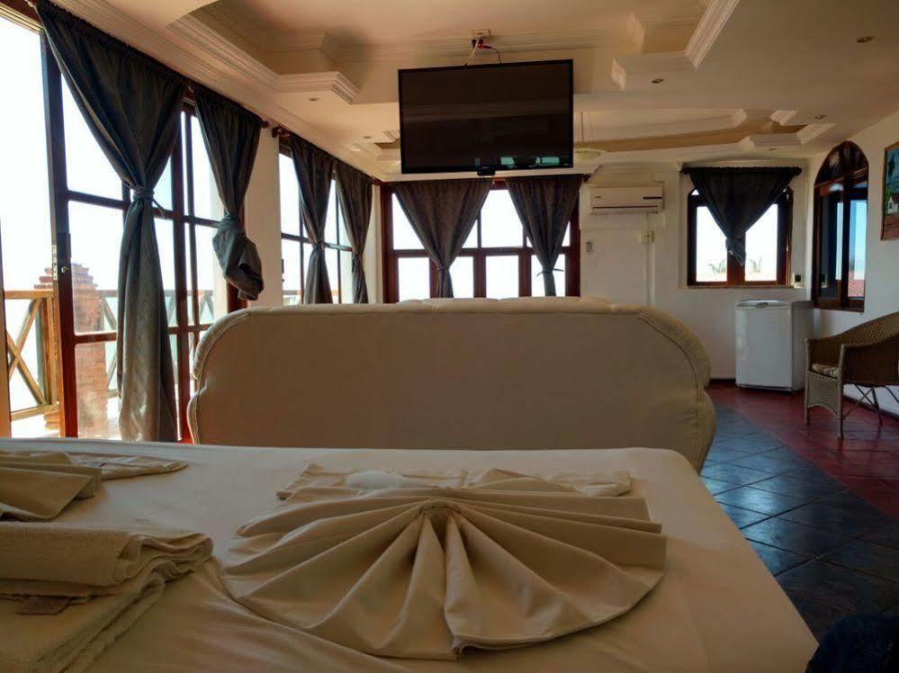 Pousada Do Toby Hotel Canoa Quebrada Bagian luar foto